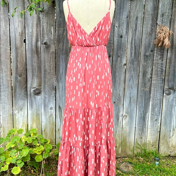 ❤️HP! Mauve Cream Printed Tiered Maxi Dress - Picture 11 of 11